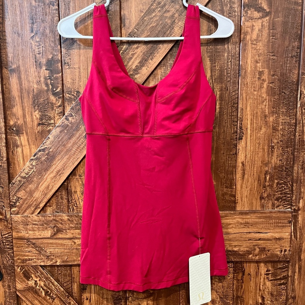 Lululemon wrappers delight Tank Top Racerback Built-In Bra Raspberry Red Workout - Picture 3 of 8